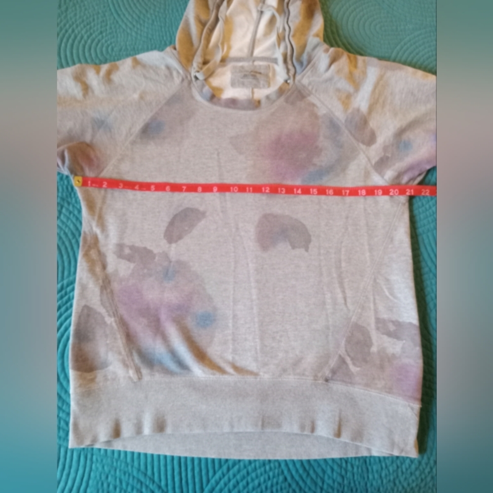 DKNY Jeans Gray and Watercolor Pattern Hoodie Sz Medium - Picture 4 of 7